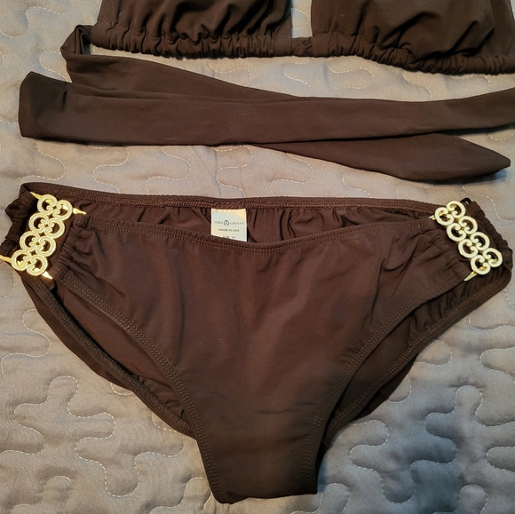 Tara Grinna Black Halter Top Bikini w/Removable Pads, Top Size D, Bottoms Sz. 10 - Picture 4 of 8